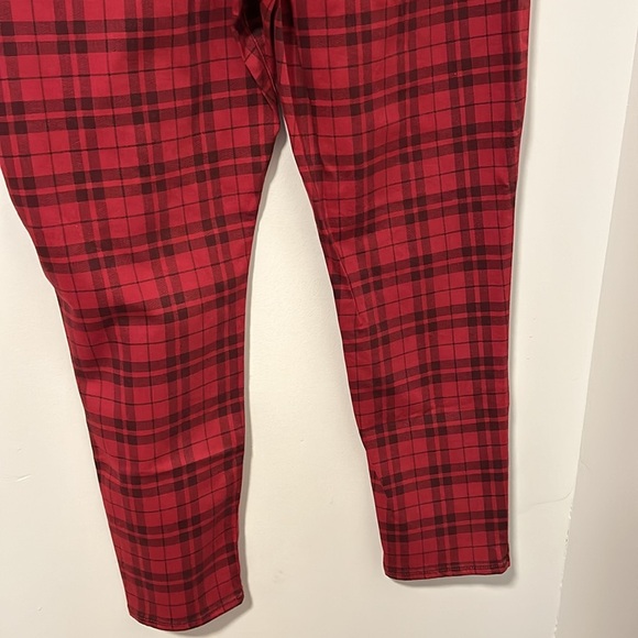 NWT American Eagle Plus Size High-Rise Jegging Red Plaid Next Level Stretch Sz24 - Picture 5 of 6